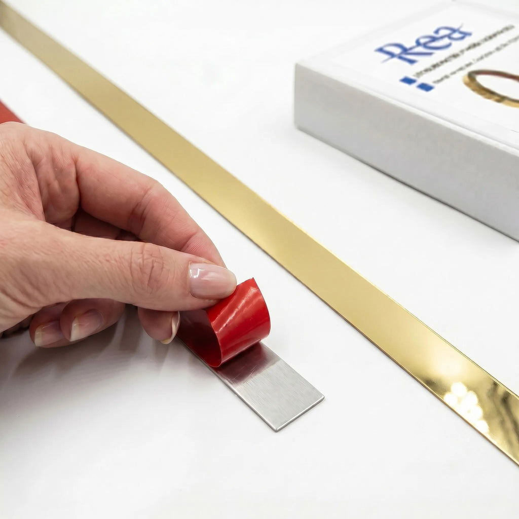 Öntapadós Dekorációs Szegélyléc Rea P14454D 2cm Gold 10