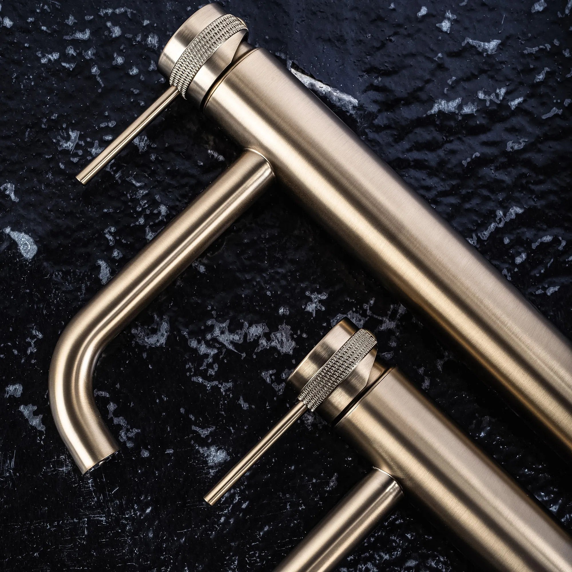 Fürdőszobai Csaptelep Rea Lungo Grip Brush Gold High 2
