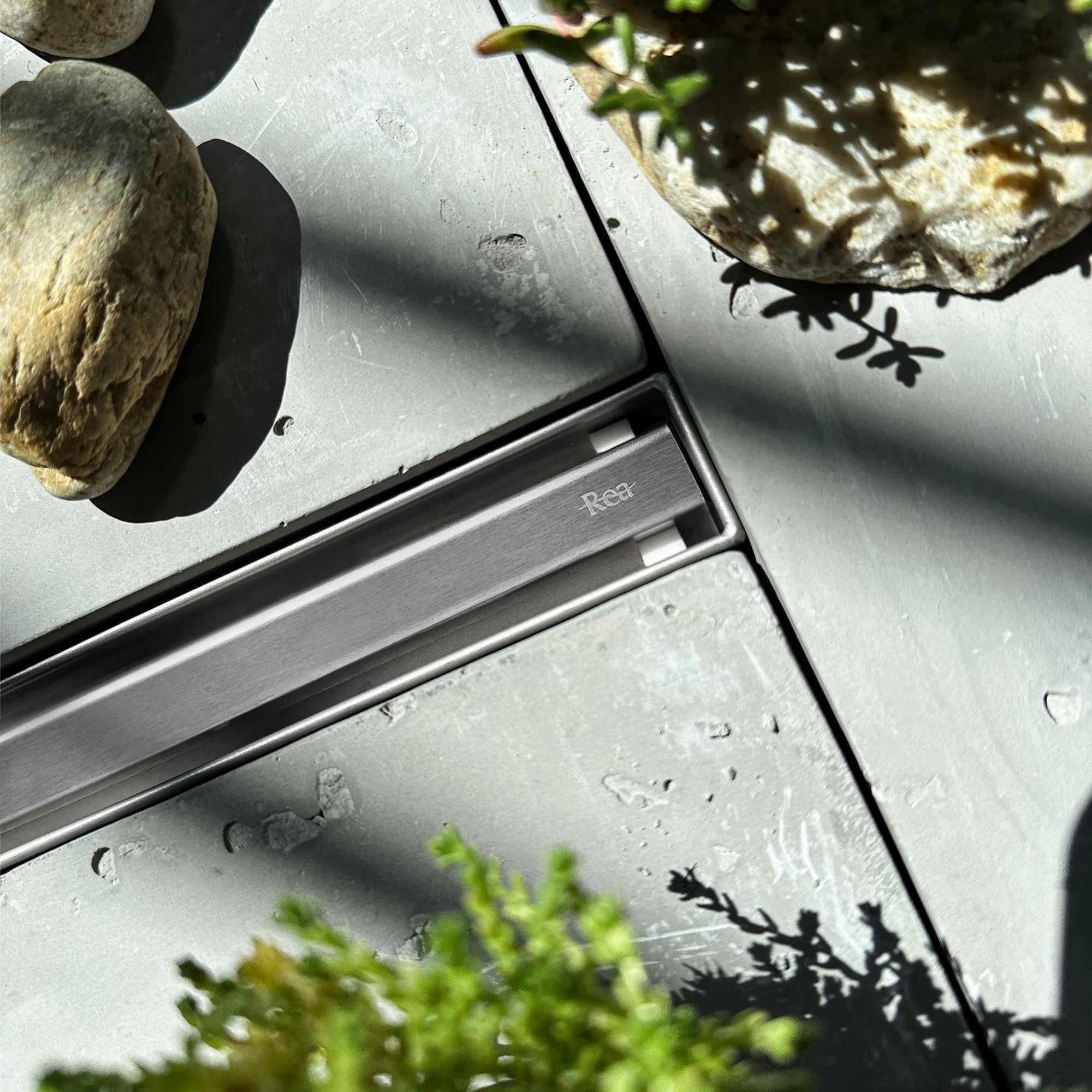 Zuhanylefolyó REA Neox Slim Pro NICKIEL BRUSH 80 2