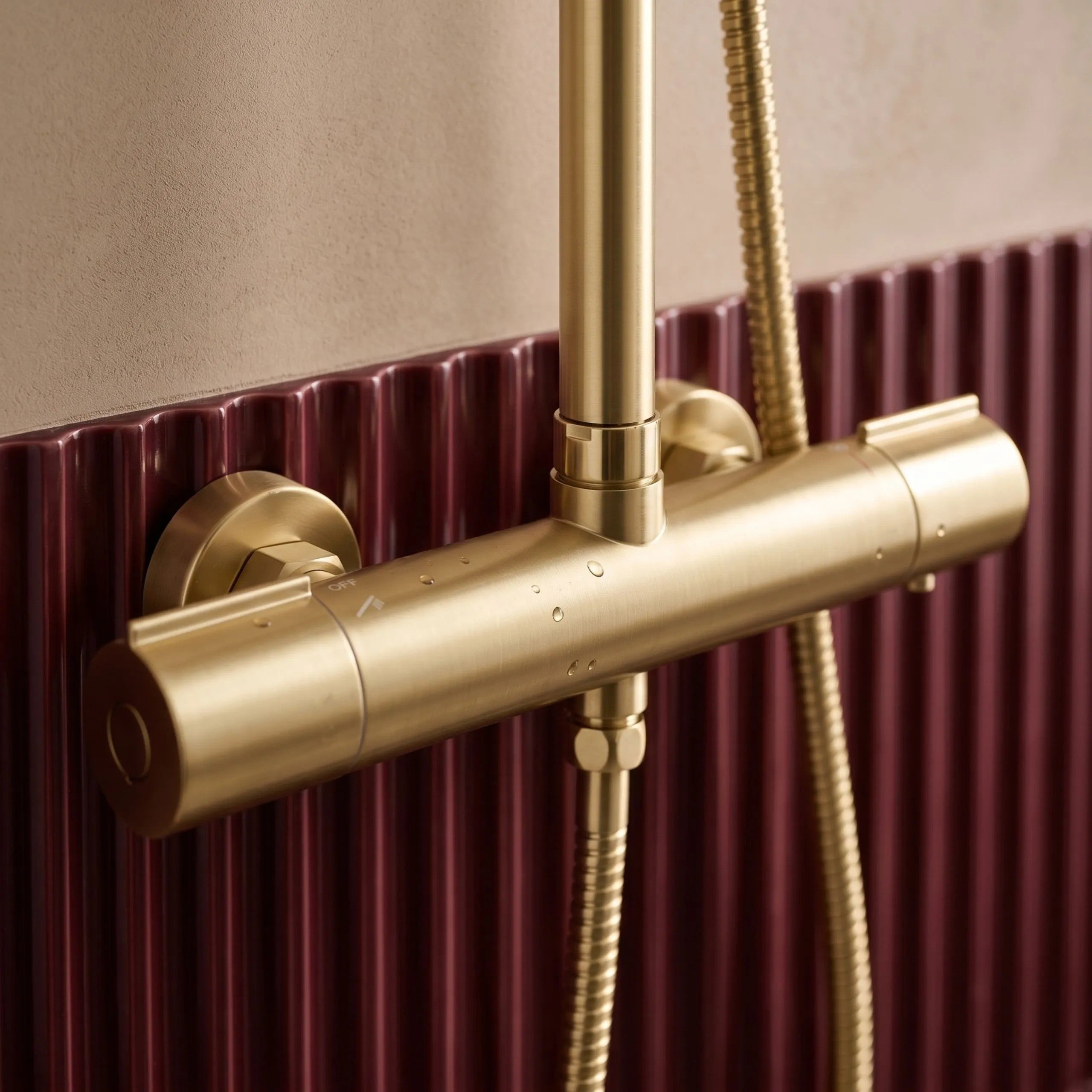Zuhanyszett Rea Avanti Brush Gold 3