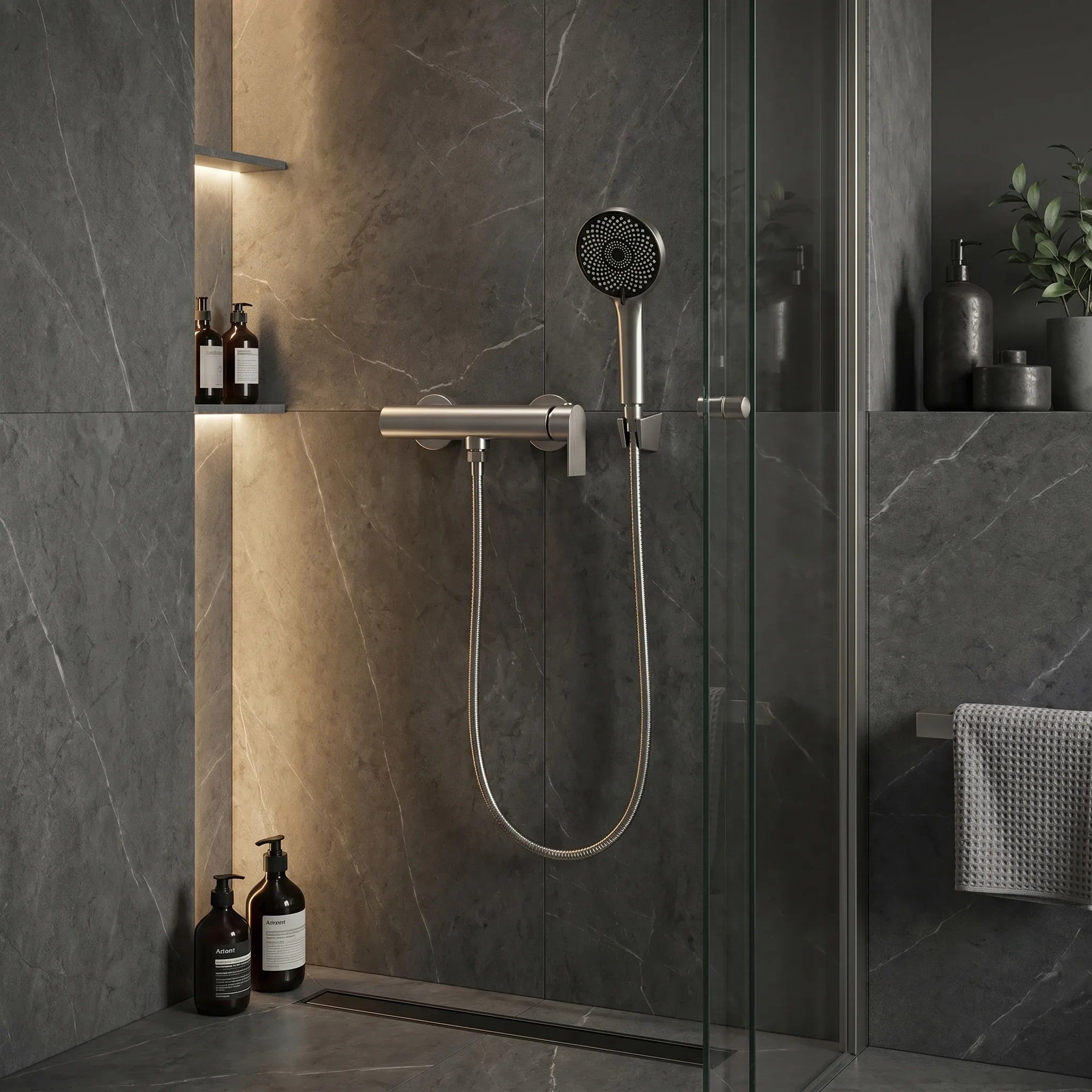 Zuhanycsaptelep Rea Hunter Brushed Nickel 3