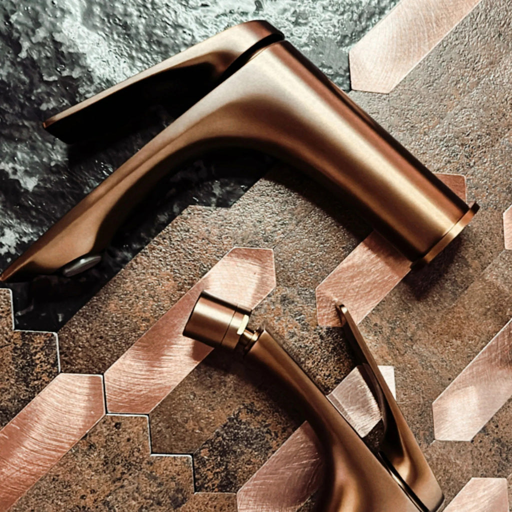 Bidé Csaptelep Rea AVALON Copper Brush 4