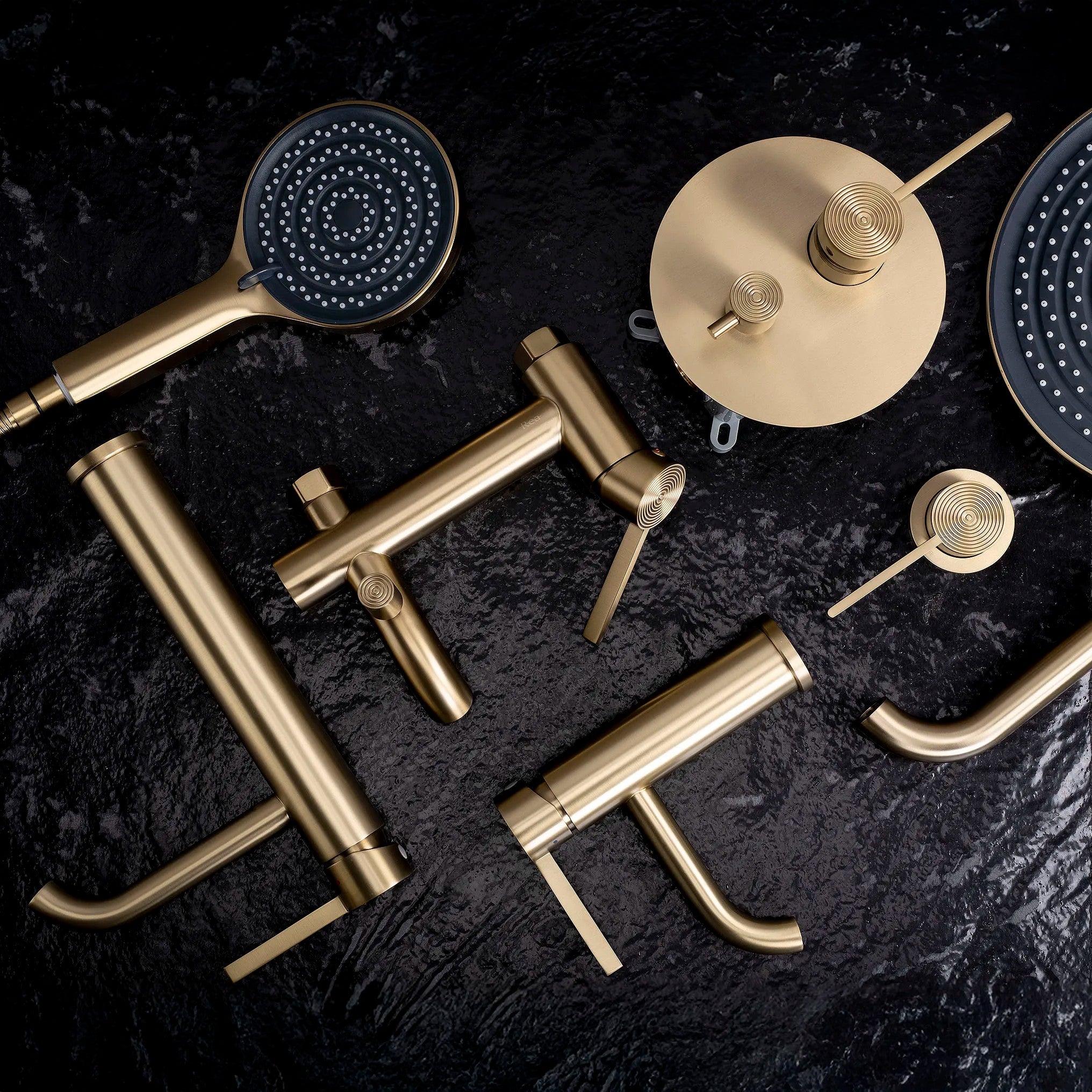 Zuhanyszett Rejtett Rea Foster Brush Gold + Box 4