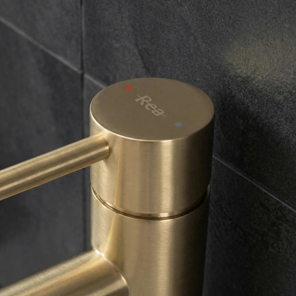 Fürdőszobai Csaptelep Rea Tess Brush Gold High 5