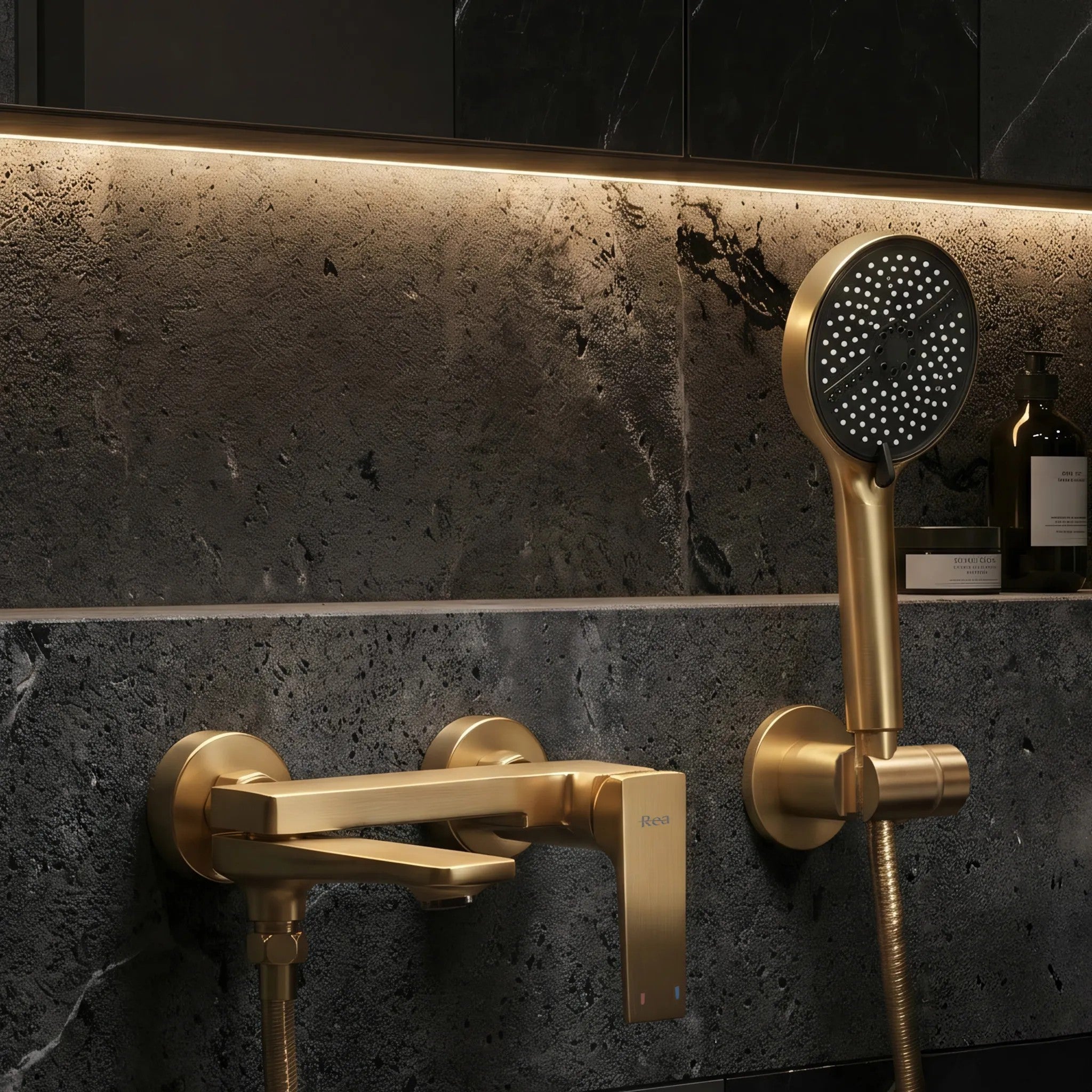 Fürdőkád Csaptelep PREMIUM REA Prime Gold Brush 5