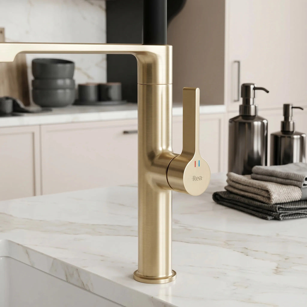 Konyhai Csaptelep REA Lago Brush Gold 6