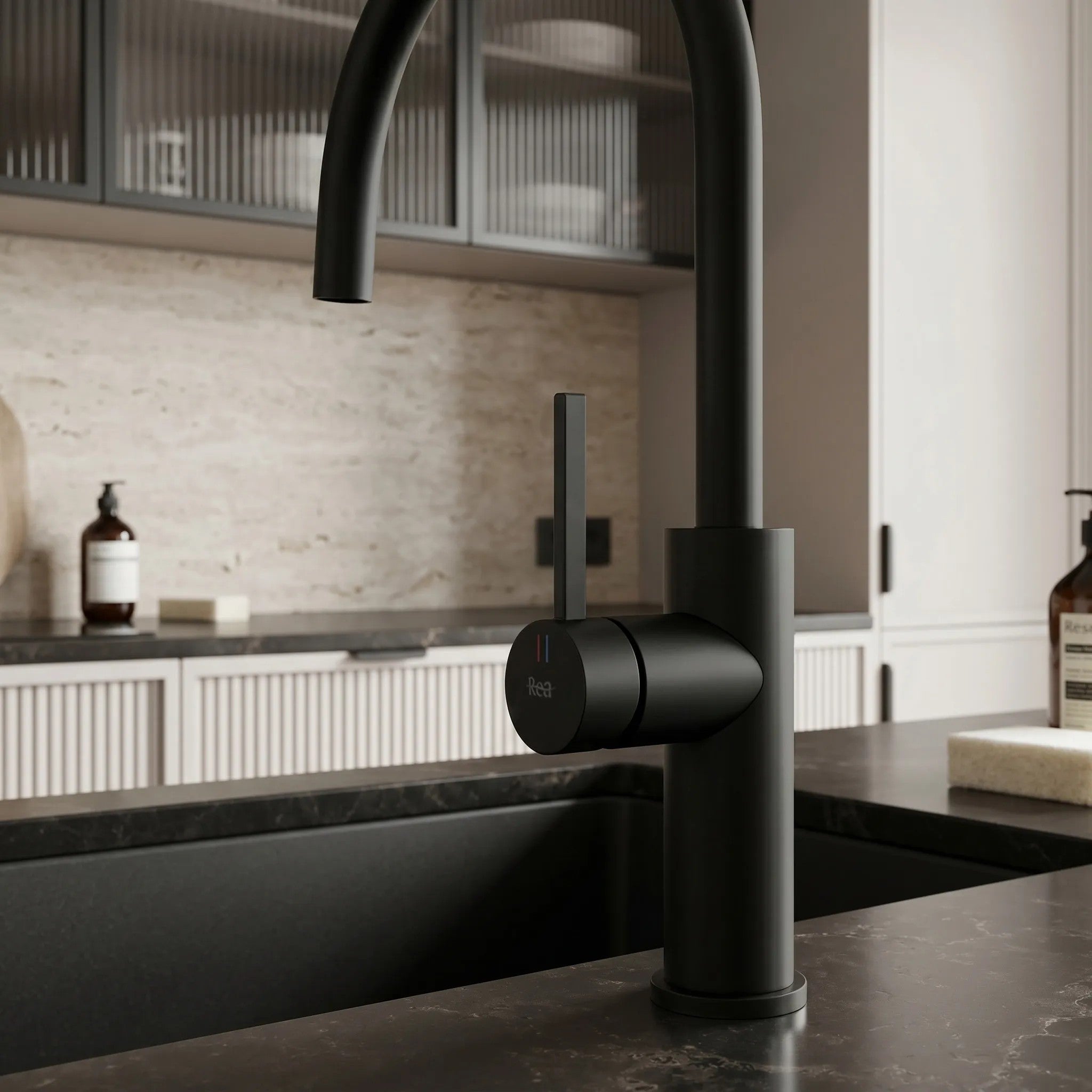 Konyhai Csaptelep REA Rivo Black 7