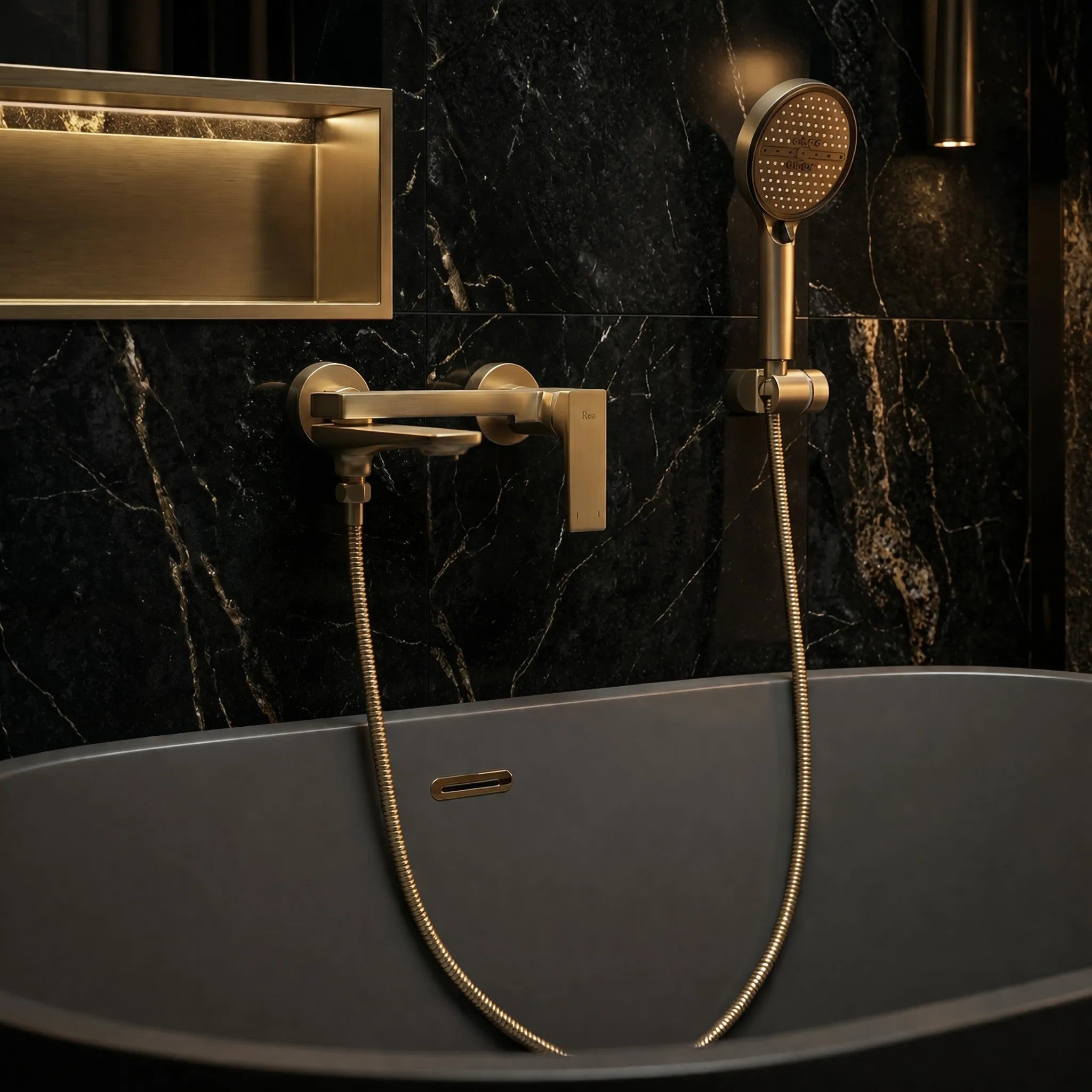 Fürdőkád Csaptelep PREMIUM REA Prime Gold Brush 7