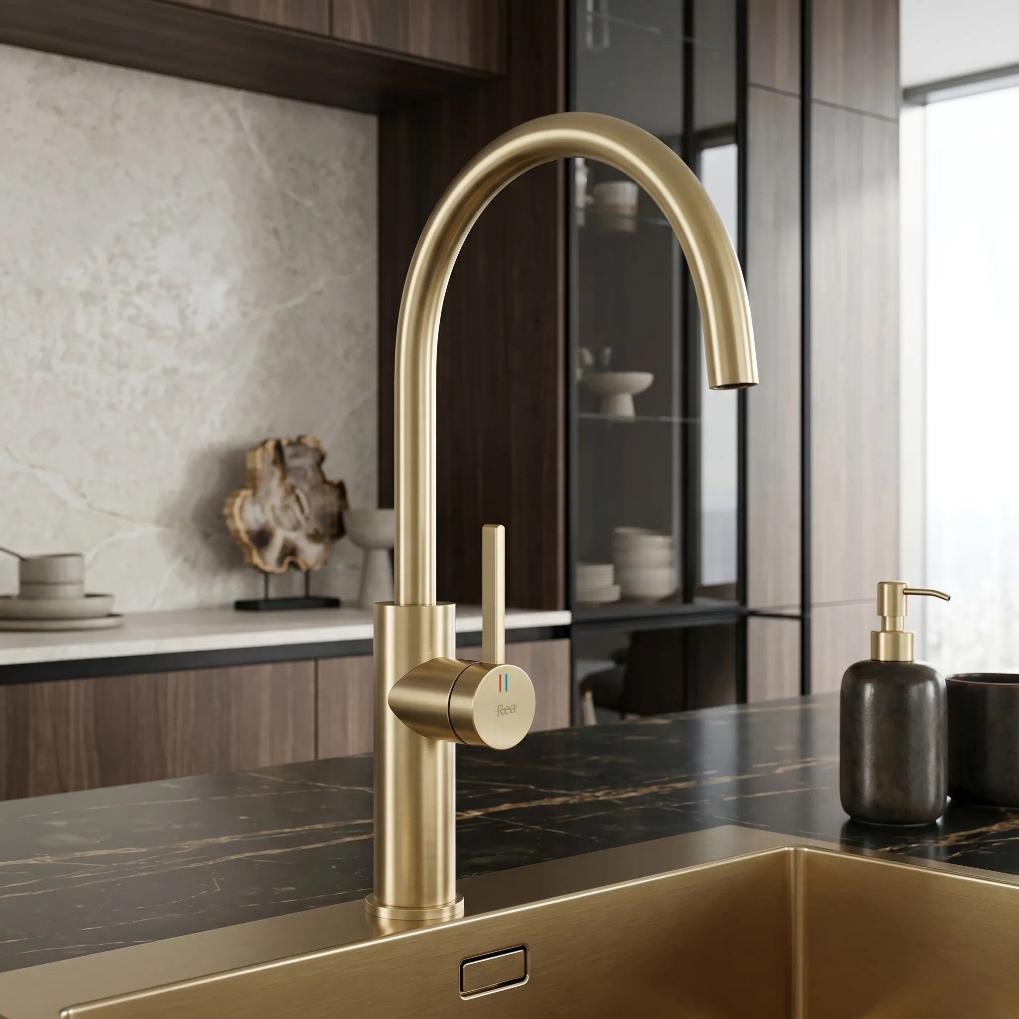 Konyhai Csaptelep REA Rivo Brush Gold 7