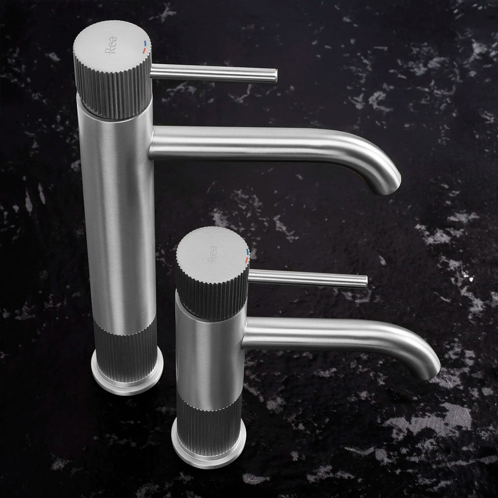 Fürdőszobai Csaptelep Rea Lungo Stripe Brush Nickel 8