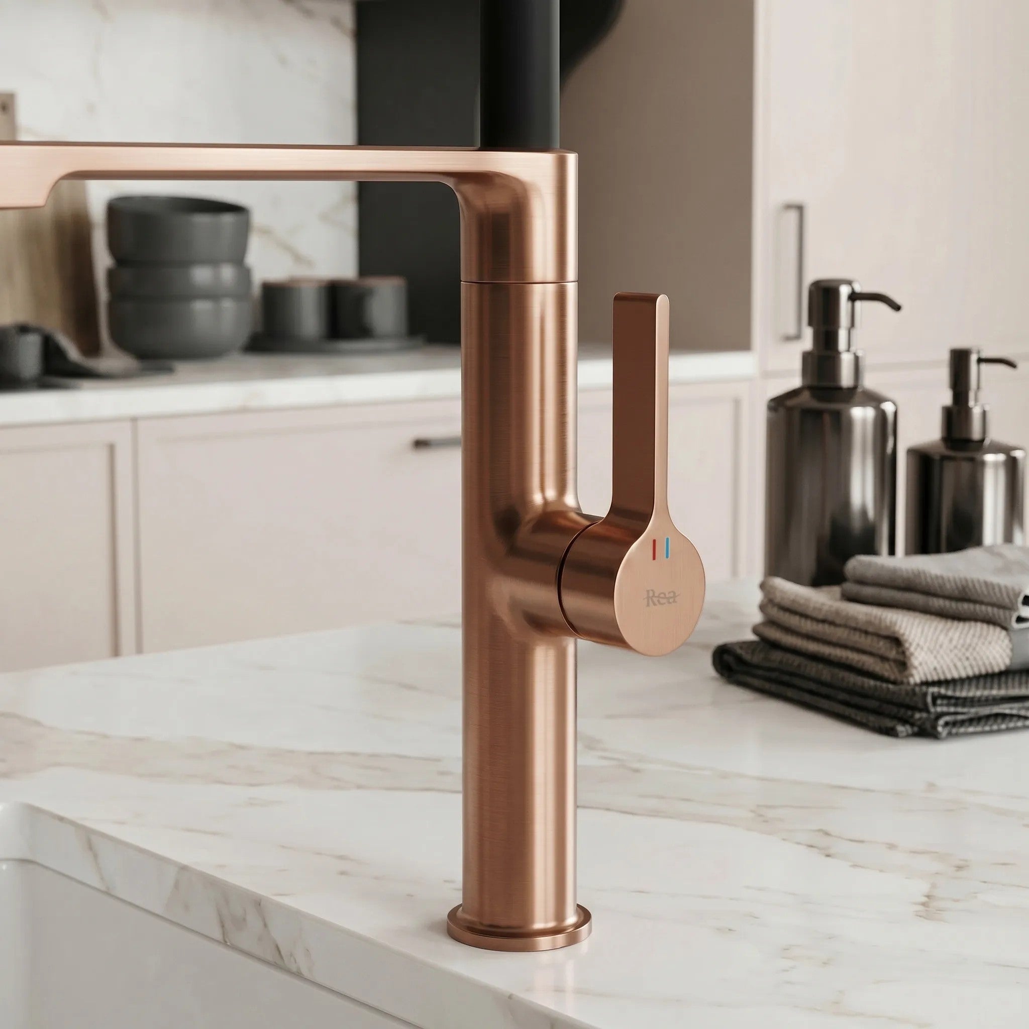 Konyhai Csaptelep REA Lago Brush Copper 9