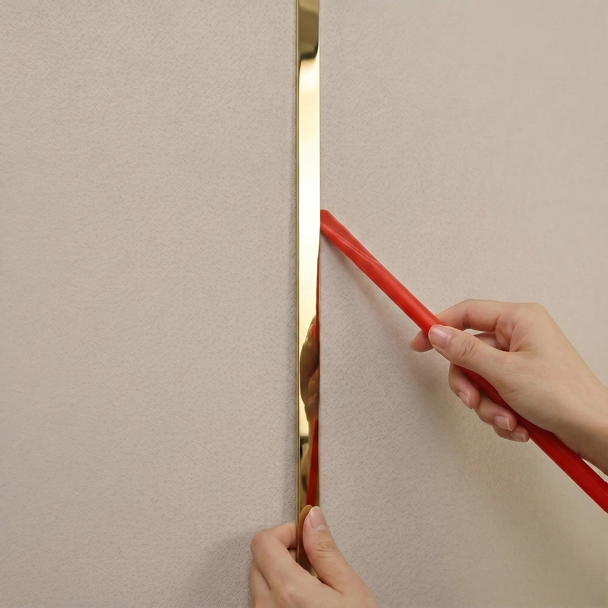 Öntapadós Dekorációs Szegélyléc Rea P14454D 2cm Gold 9