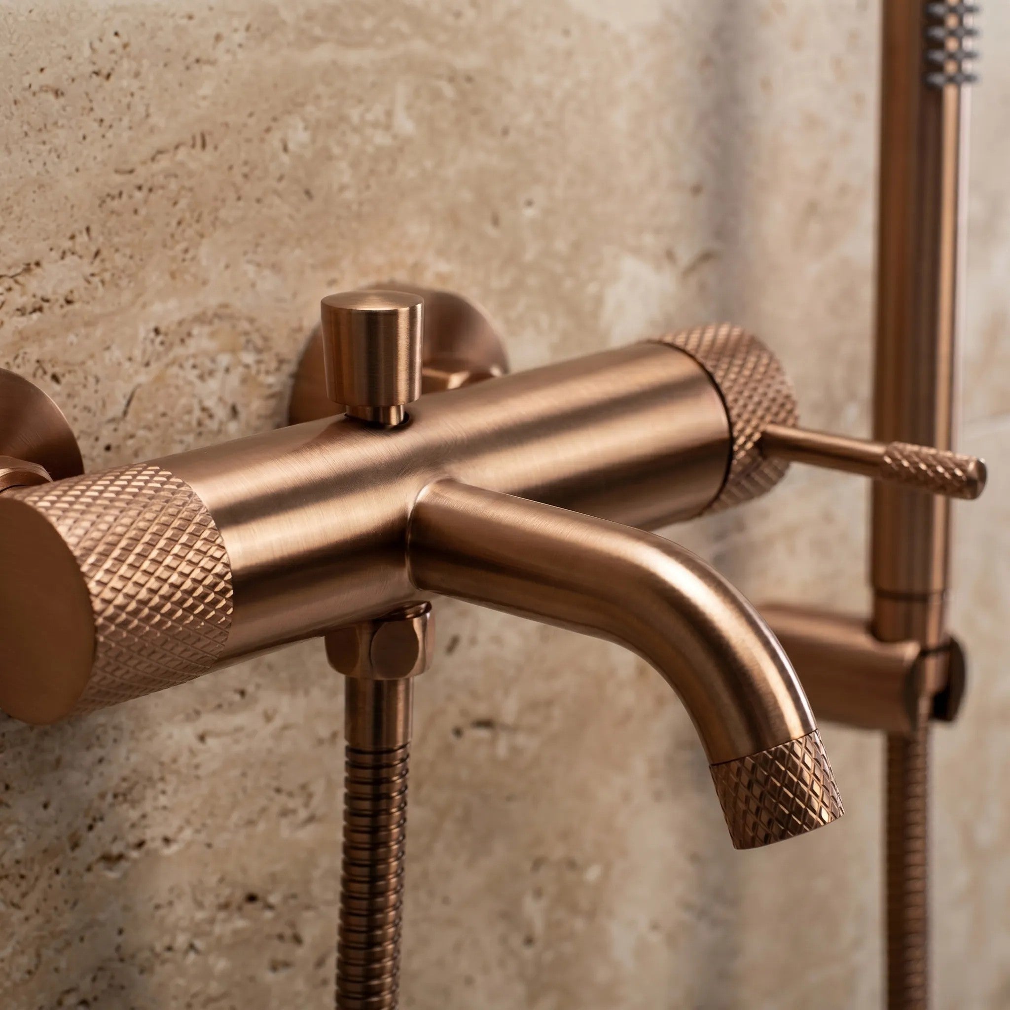 Fürdőkád Csaptelep REA Venti Brush Copper 9